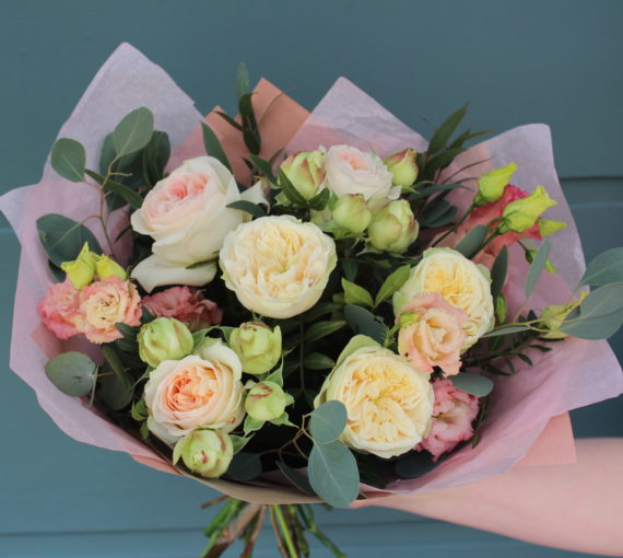 Garden Roses, West Malling local delivery