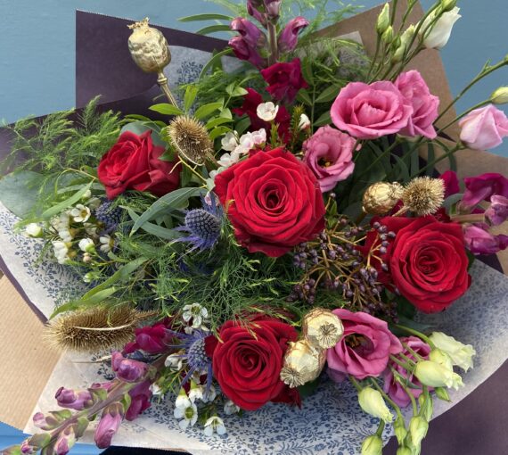 Christmas Flowers, Ava, Fresh Flowers, Delivery