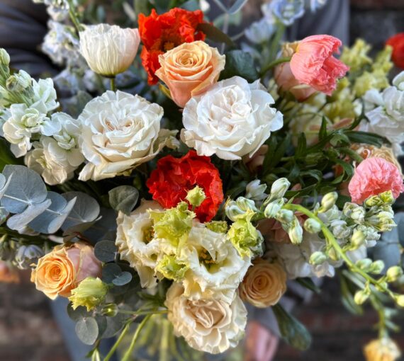 stunning seasonal blooms, delivery, Kent